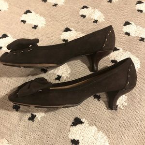 KATE SPADE Bow Kitten Heel Suede Moccasin 7M